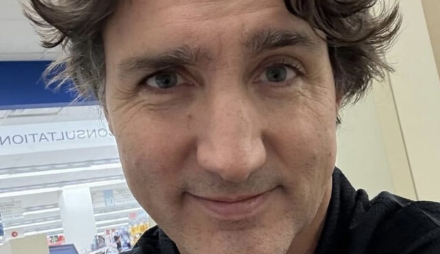 Justin Trudeau et sa blonde Katy Perry posent ensemble pour la première fois