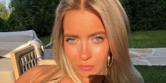 La fille aînée de Pierre-Karl Péladeau partage toutes les images de sa graduation