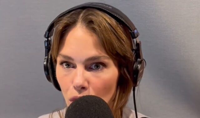 À 37 semaines de grossesse, Maripier Morin partage une photo de sa bedaine