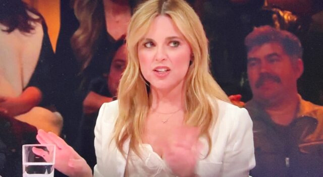 Touchée, Julie Snyder s’adresse directement à Marie-Annick Lépine julie snyder tlmep