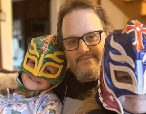 L’inauguration de la place Karl-Tremblay à dû être reportée pour une raison précise