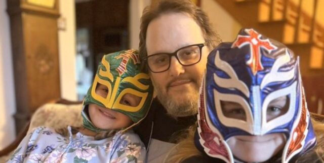 L’inauguration de la place Karl-Tremblay à dû être reportée pour une raison précise