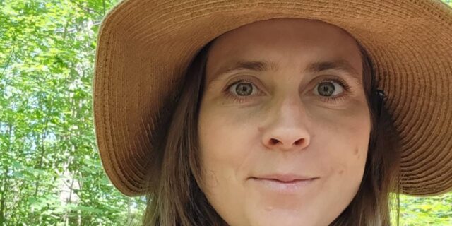 Ève Landry sort et annonce qu’elle est en deuil