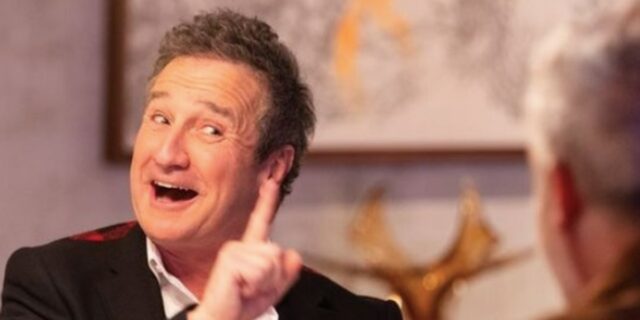 En entrevue, René Simard devient très émotif en parlant de sa femme