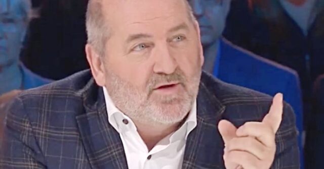 Découvrez tous les comédiens de la nouvelle émission de Luc Dionne