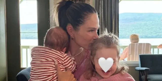 Maripier Morin annonce une bonne nouvelle à la blonde de son frère qui vient de décéder