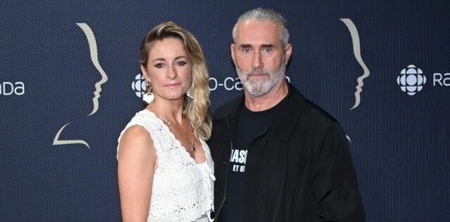 Roy Dupuis et sa blonde font une rare apparition sur le tapis rouge