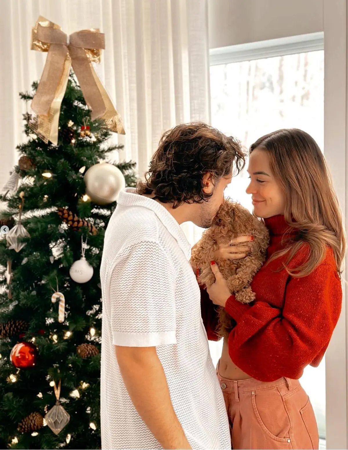 lou-pascal tremblay et blonde bisou noel