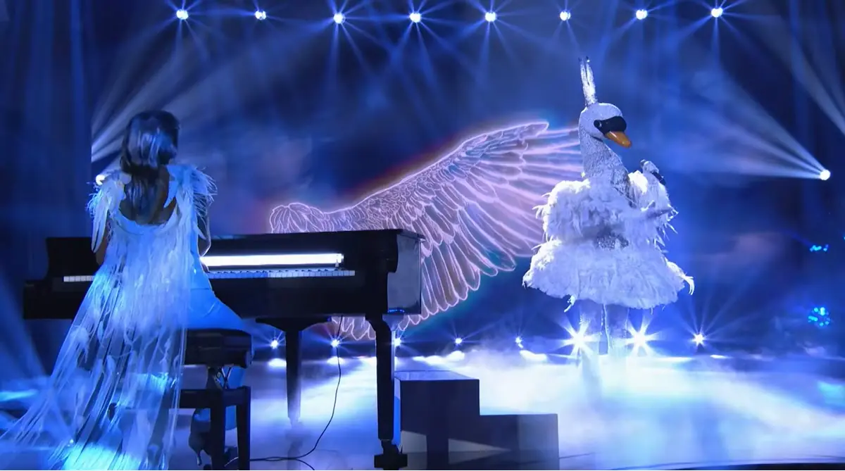 cygne finale chanteurs masqu&eacute;s