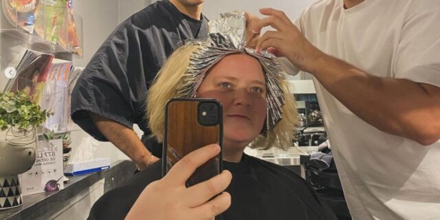 Debbie Lynch-White change de tête et dévoile son nouveau look debbie lynch white coiffeur