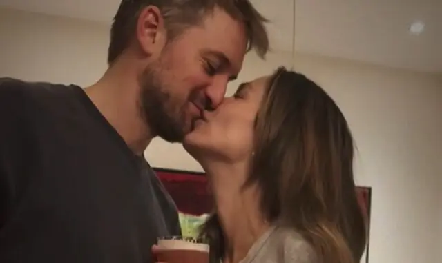 Maripier Morin sort et dévoile le premier cadeau de Noël que son chum lui a offert et c’est quelque chose
