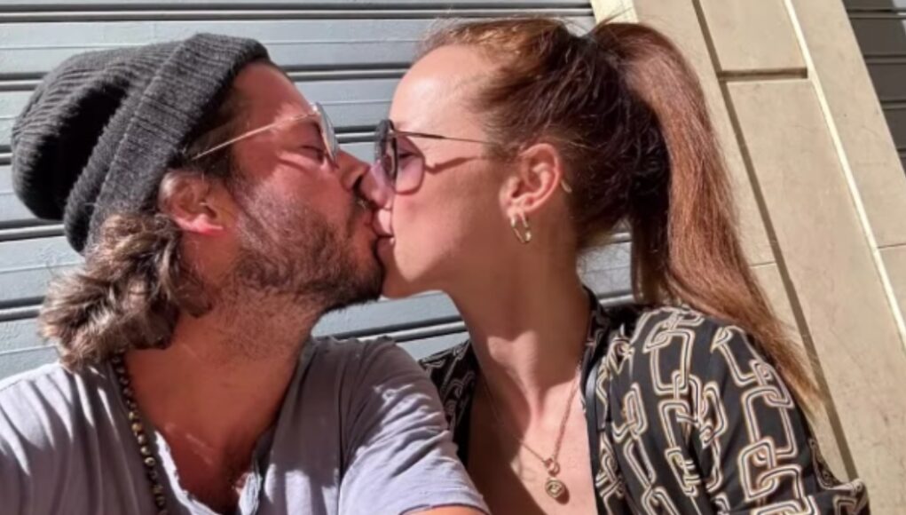 karine-vanasse-nouveau-chum (1)