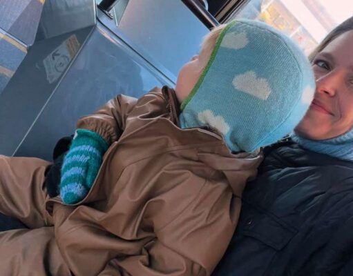 Sarah-Jeanne Labrosse publie toutes les images du gâteau de fête de son fils de 4 ans