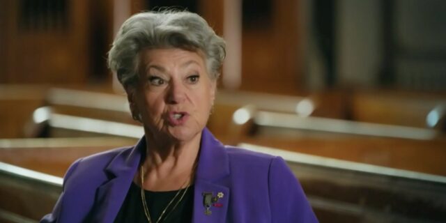 Ginette Reno fait une rare prestation de chant à 80 ans et les commentaires sont nombreux