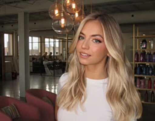 Ludivine Reding montre son look au party de Noël et c’est quelque chose