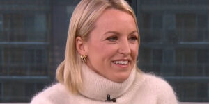 &eacute;mily b&eacute;gin salut bonjour