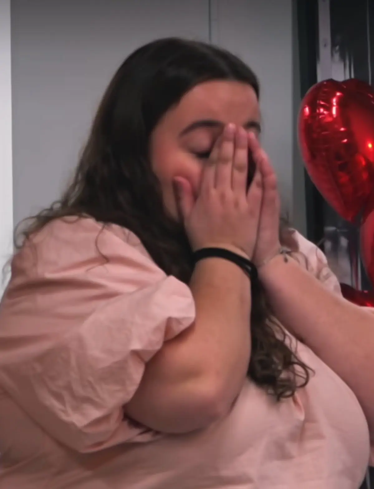 laurence star académie pleure