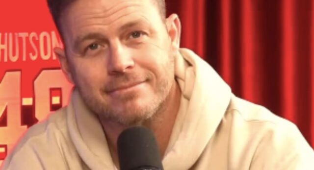 Louis Morissette sort et se défend après les allégations contre lui