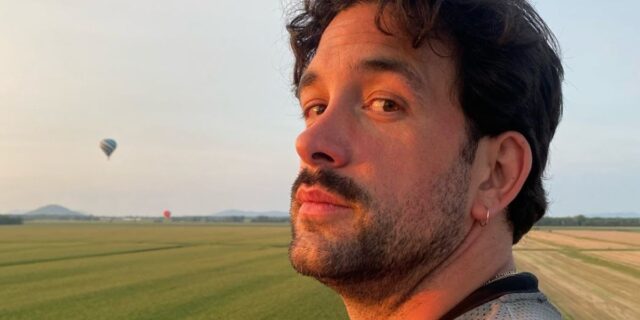 Félix-Antoine Tremblay publie sa première photo en tant que papa à l’hôpital