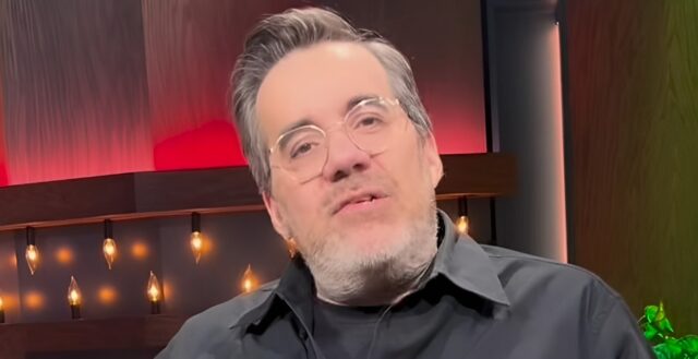 Jean-Sébastien Girard précise un détail sur la pause de Jean-Philippe Wauthier jean sebastien girard bonsoir bonsoir