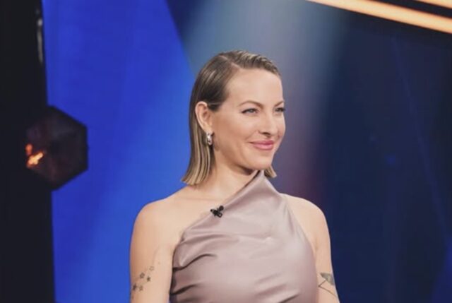 Marie-Mai partage un moment de complicité avec sa fille dans le studio de Véronique Cloutier Marie-Mai_Big Brother 2025