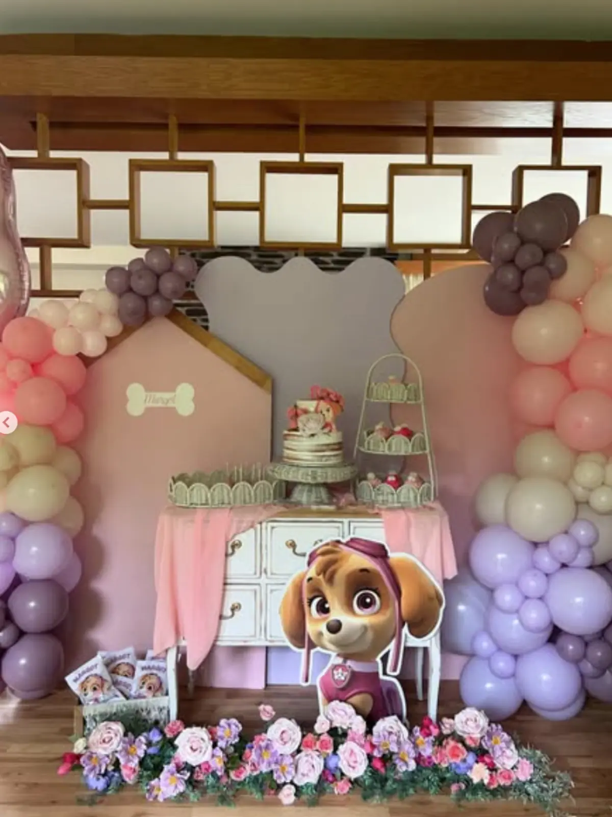 Maripier morin-fille-fête-decors