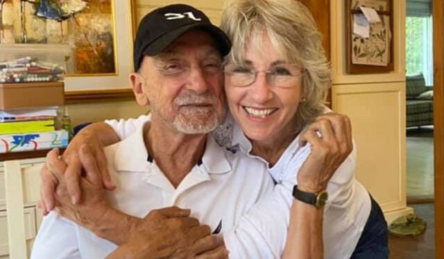 Yvon Deschamps a droit à une grande surprise de Judi Richards pour ses 90 ans