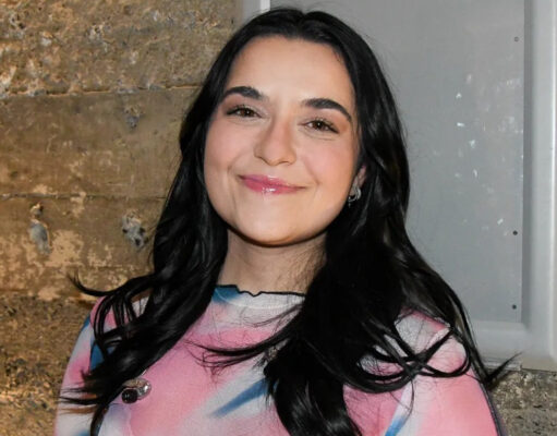 Katrine de Star Académie défile sur le tapis rouge et présente son nouveau chum