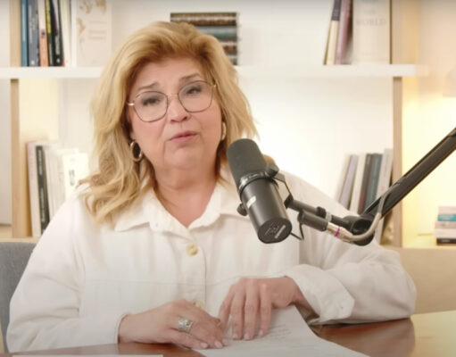 Marie-Claude Barrette partage toutes les photos de son voyage avec son chum loin du Québec