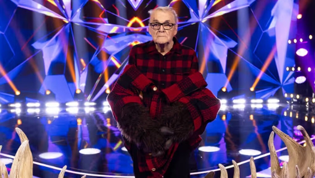 claude-poirier-buck-le-bucheron-chanteurs-masques-cropped