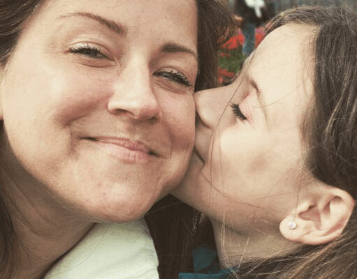 Marie-Élaine Thibert partage une rare photo avec sa fille