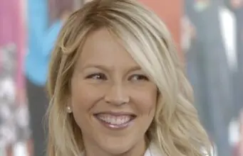 Julie Bélanger partage de nouvelles images de sa séance photo