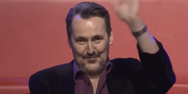 Guy A. Lepage apparaît dans le clip d’une chanteuse connue et c’est quelque chose