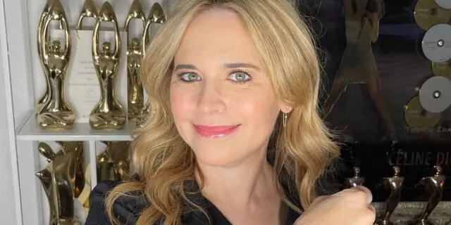 Julie Snyder se propose pour participer à cette série québécoise populaire