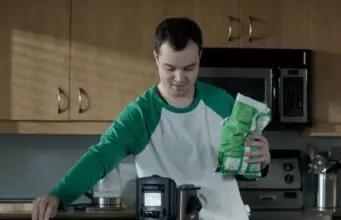 Benjamin Gratton de STAT a reçu tout un cadeau de la part d’un autre acteur de l’émission