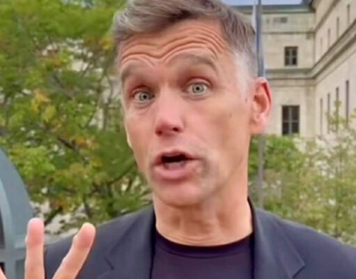 Le maire de Québec est en voyage avec sa blonde animatrice et il publie toutes les photos