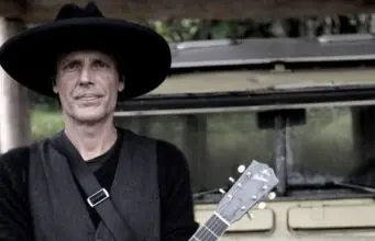 Jean Leloup sort du silence et donne de ses nouvelles après plusieurs années