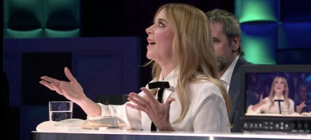 Julie Snyder sort et dévoile ses interventions esthétiques