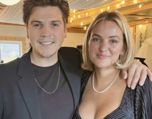 Ludovick Bourgeois et sa blonde publient toutes les photos de leur Noël 2025