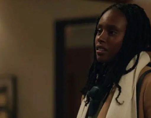 Naïla Louidort sort et publie une photo avec son chum au gala