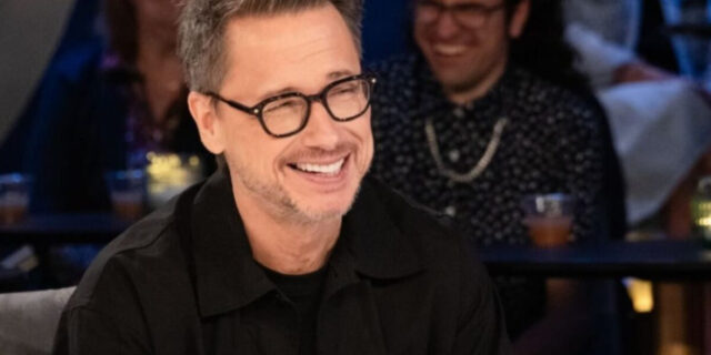 Stéphane Rousseau se fait remettre à sa place par un invité de TLMEP