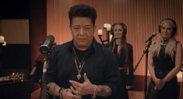 Éric Lapointe annonce une bonne nouvelle à ses fans