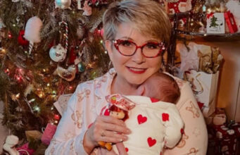 Le lendemain de Noël, Nathalie Simard sort et publie une déclaration troublante