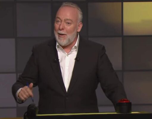 Le remplaçant de Guy Jodoin à l’émission Le Tricheur est dévoilé et les commentaires sont nombreux