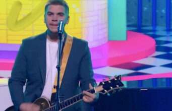 Ludovick Bourgeois rend un hommage à son père Patrick Bourgeois avec sa prestation au Gala Célébrations 2026