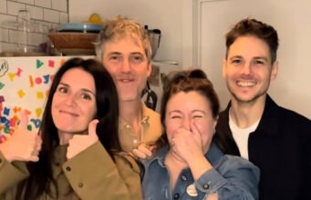 L’équipe de Mea Culpa célèbre la diffusion du premier épisode