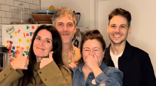 L’équipe de Mea Culpa célèbre la diffusion du premier épisode