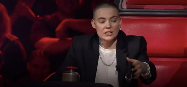 Roxane Bruneau sert toute une réponse à un homme qui l’insulte