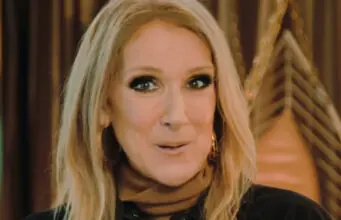 Céline Dion se fait prendre en photo en maillot de bain à 58 ans et elle rayonne