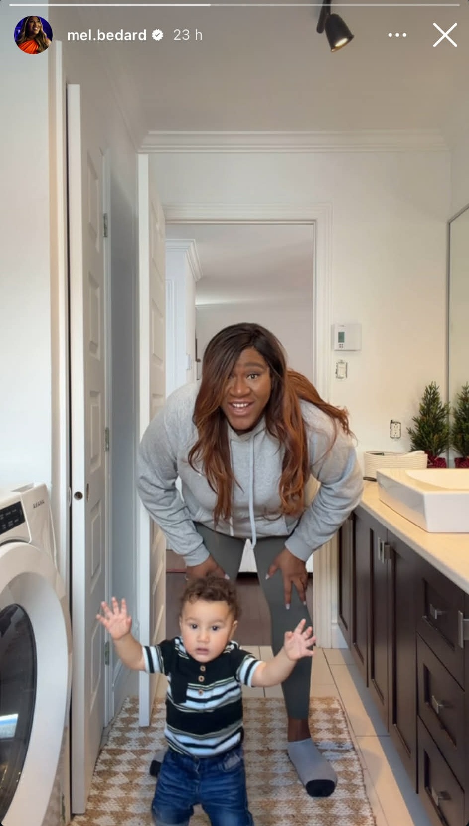 Story M&eacute;lissa B&eacute;dard premiers pas Aaron 